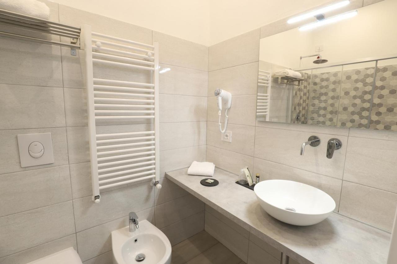 Cadorna Luxury Hotel Mailand Exterior foto