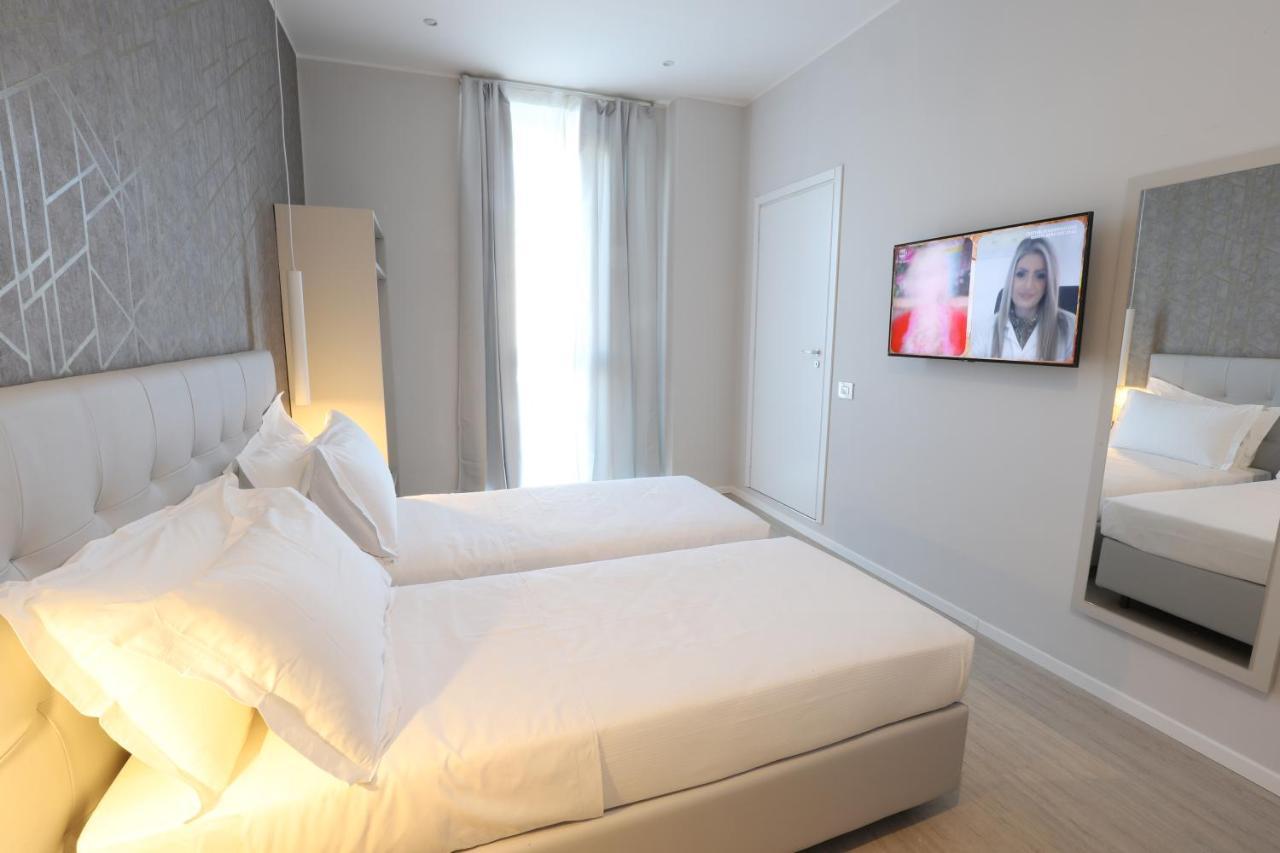 Cadorna Luxury Hotel Mailand Exterior foto
