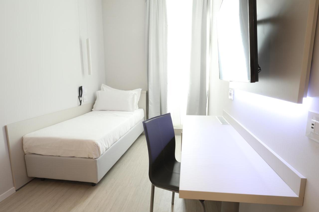 Cadorna Luxury Hotel Mailand Exterior foto